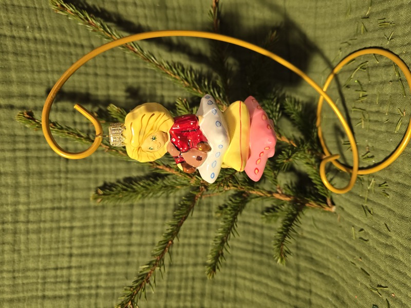 кузя на подушках