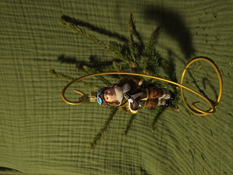 Валера летчик