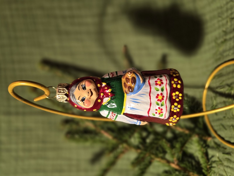 баба с пирожками